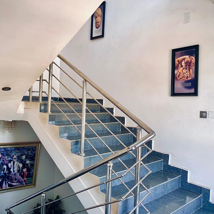 STAR LUXURY HOTEL: checkin checkout abuja hotel apartment, food logistics service