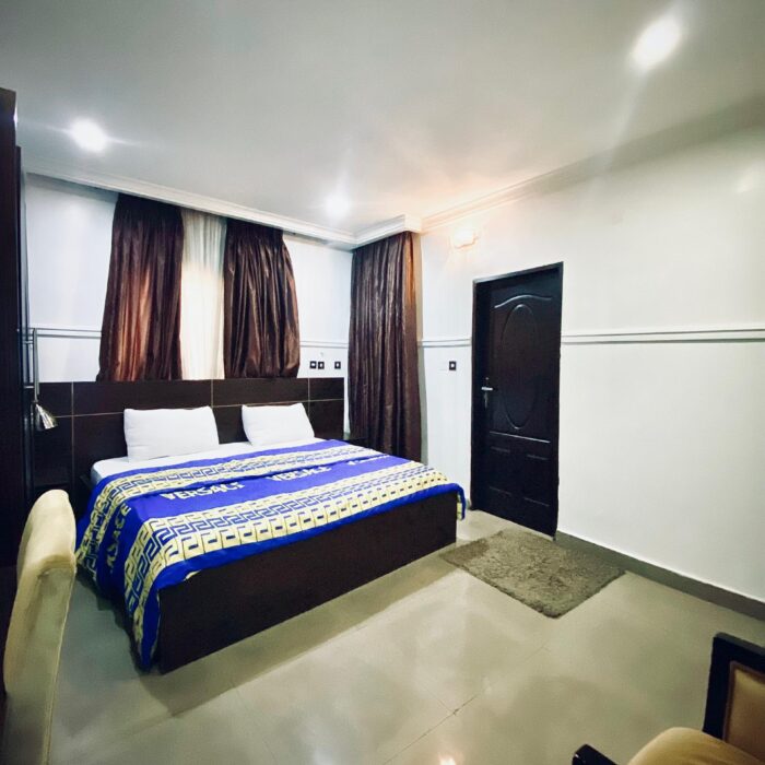 STAR LUXURY HOTEL: checkin checkout abuja hotel apartment, food logistics service