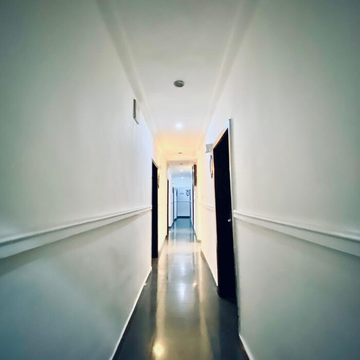 STAR LUXURY HOTEL: checkin checkout abuja hotel apartment, food logistics service